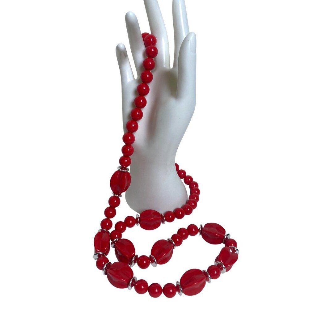 Vintage 80s Cherry Red Lucite Beaded Necklace Long 34" Silver Tone Discs Mod NWT